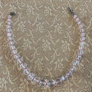 Vintage faceted graduated glass bead 16 “ necklace w/ tiny red beads in between